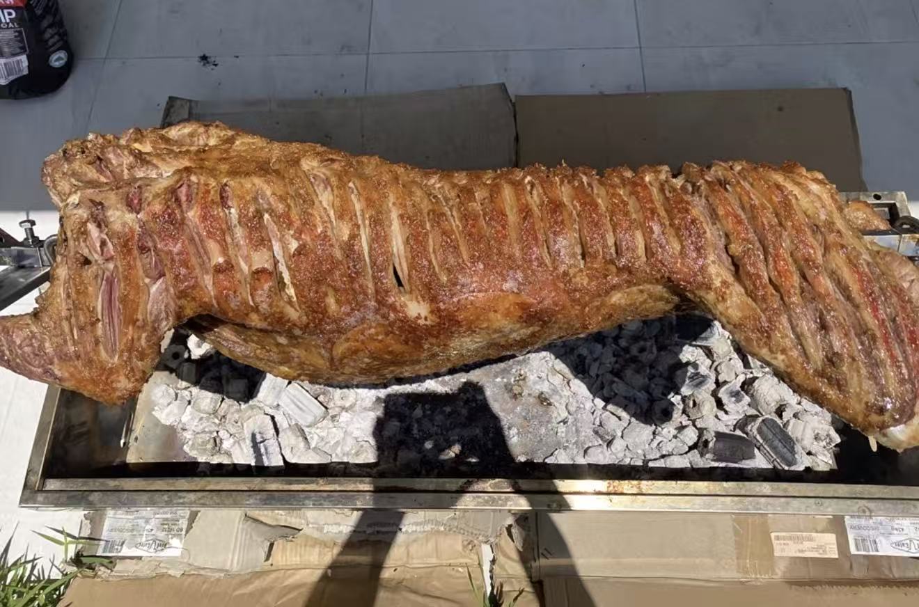 HONG MEAT Eastwood whole roast lamb